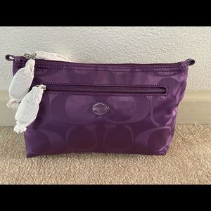 Coach Get Away Nylon Signature Cosmetic Pouch